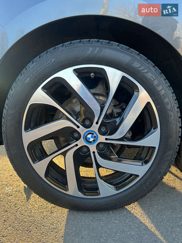 Хэтчбек BMW I3 2016 в Василькове