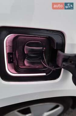 Хэтчбек BMW I3 2015 в 