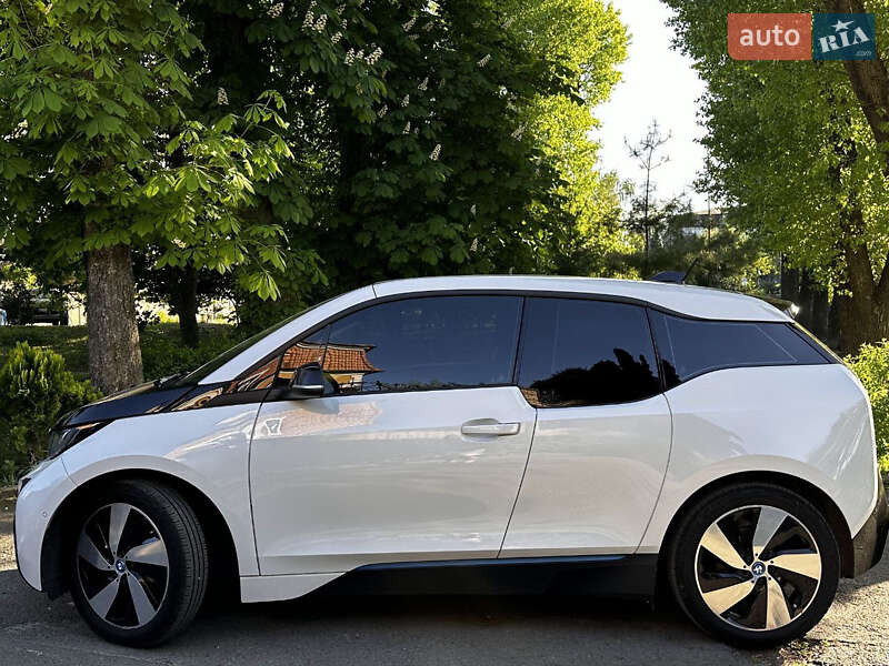 Хэтчбек BMW I3 2016 в Киеве
