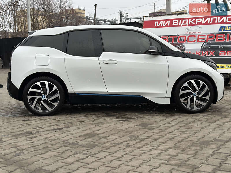 Хэтчбек BMW I3 2016 в Василькове