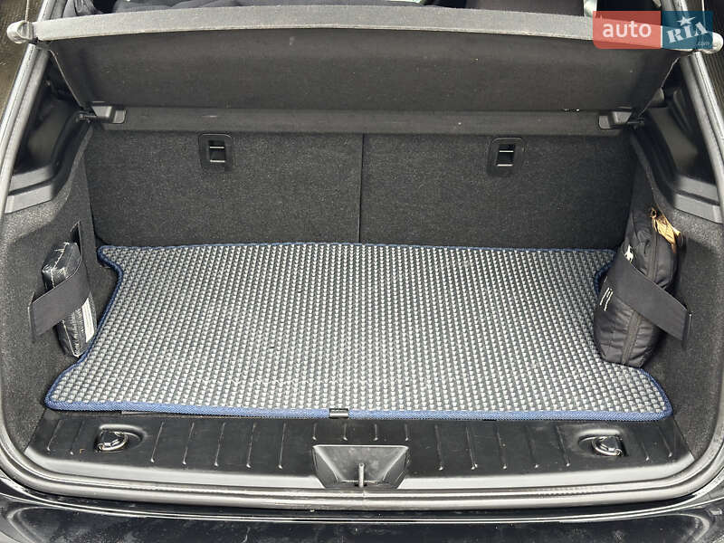 Хэтчбек BMW I3 2016 в Василькове