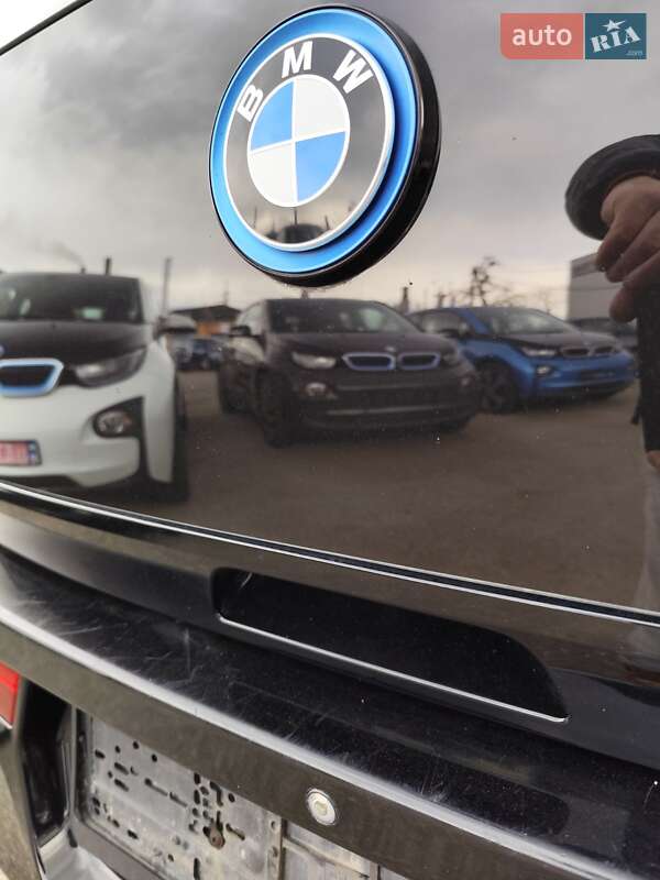 Хэтчбек BMW I3 2016 в Киеве