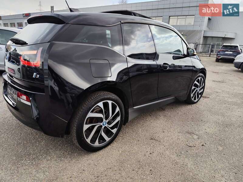 Хэтчбек BMW I3 2016 в Киеве