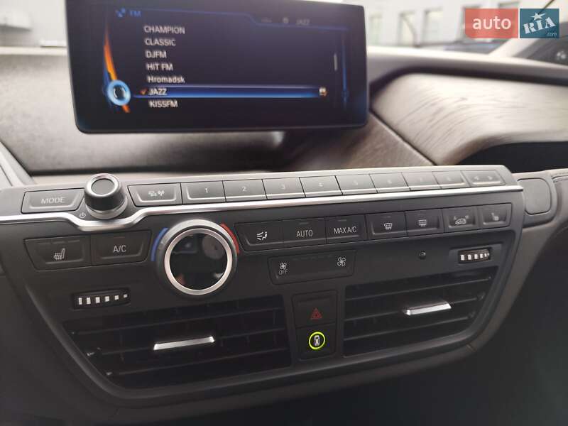 Хэтчбек BMW I3 2016 в Киеве