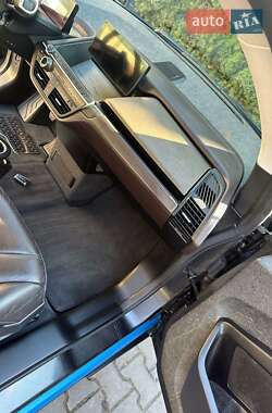 Хетчбек BMW I3 2017 в 