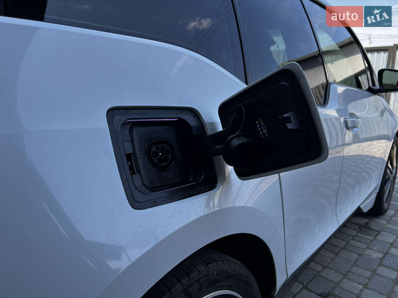 Хэтчбек BMW I3 2015 в Новом Ярычеве фото 10 Хэтчбек BMW I3 2015 в Новом Ярычеве