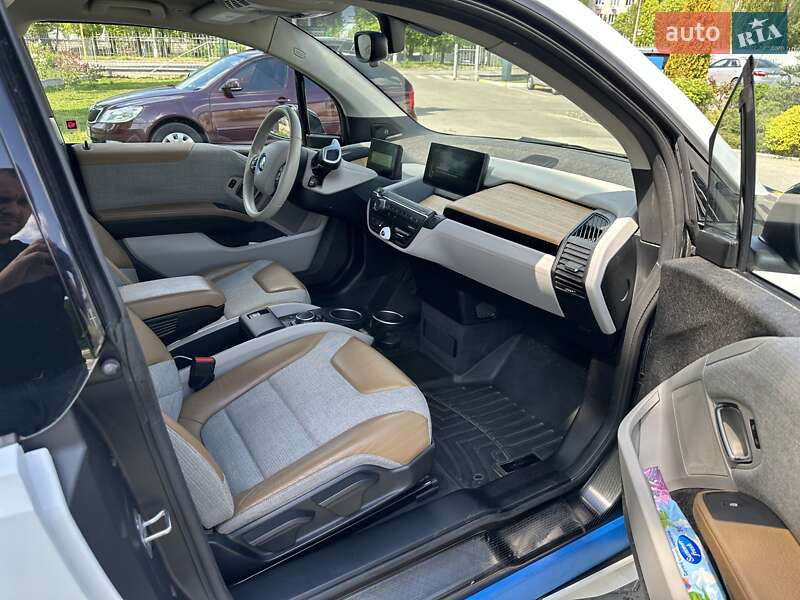 Хэтчбек BMW I3 2016 в Броварах