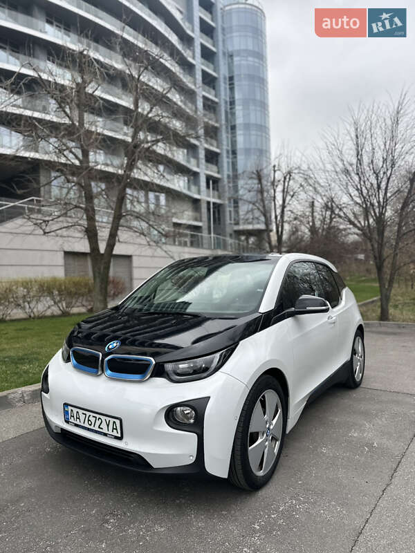 Хэтчбек BMW I3 2016 в 