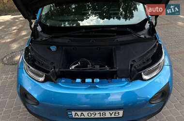 Хетчбек BMW I3 2016 в 