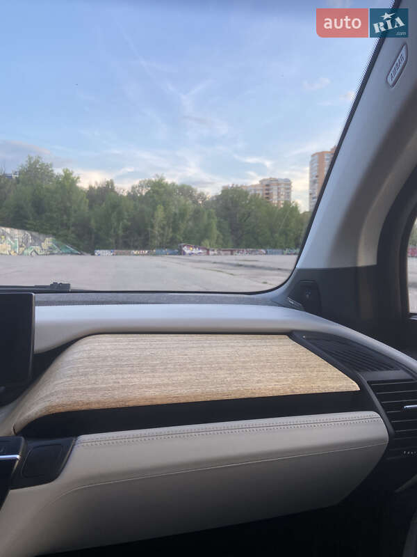 Хэтчбек BMW I3 2014 в Киеве