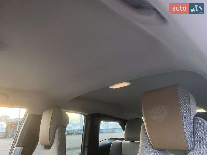 Хэтчбек BMW I3 2014 в Киеве