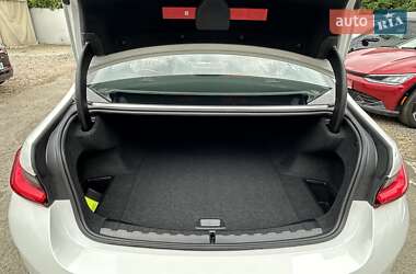 Седан BMW I3 2025 в 