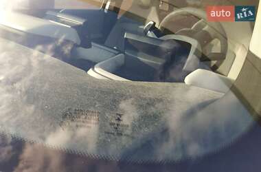 Хэтчбек BMW I3 2015 в 