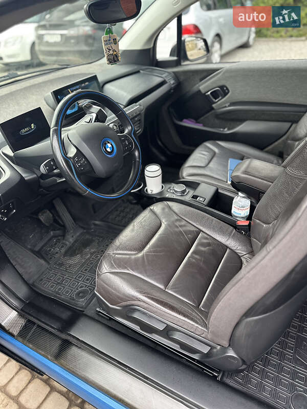 Хетчбек BMW I3 2016 в Чернівцях