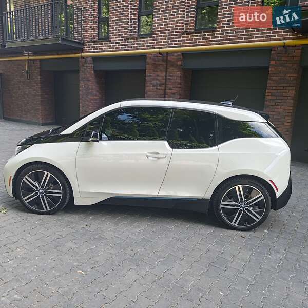 Хэтчбек BMW I3 2017 в Хмельницком