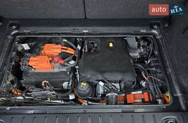 Хэтчбек BMW I3 2015 в 