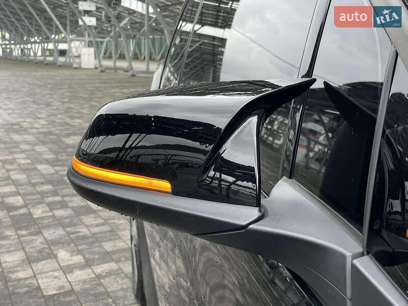 Хэтчбек BMW I3 2015 в Львове