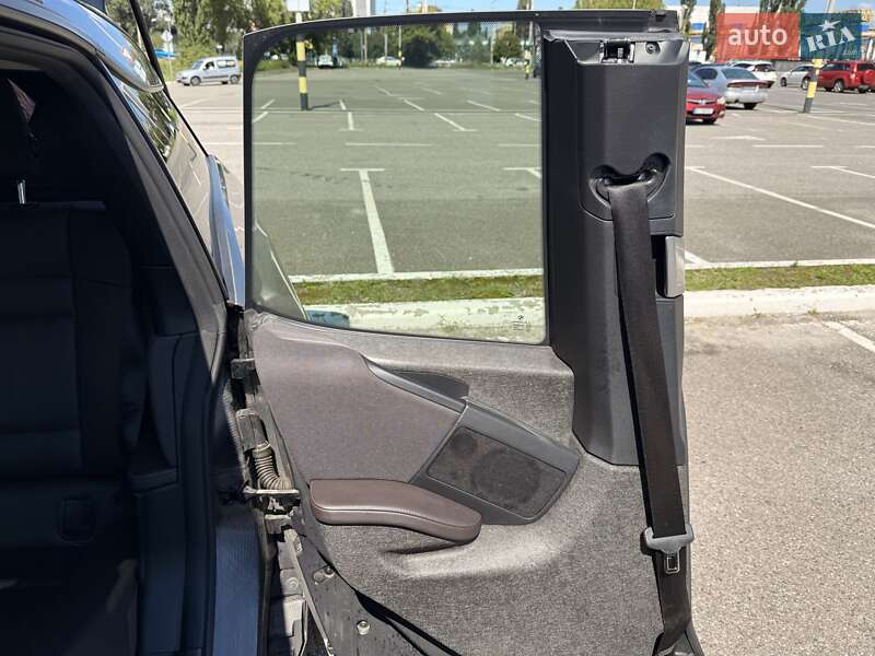 Хэтчбек BMW I3 2016 в Киеве