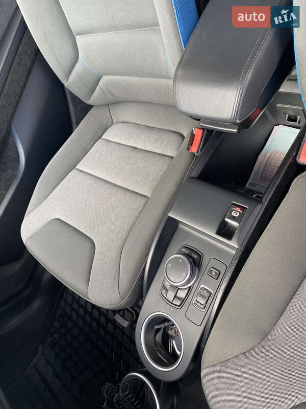 Хэтчбек BMW I3 2015 в Виннице