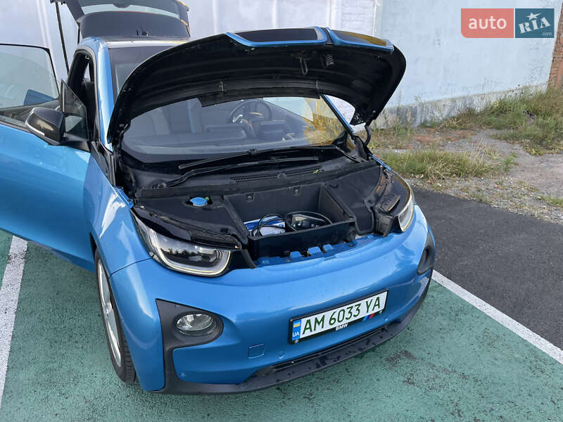 Хэтчбек BMW I3 2016 в Коростене