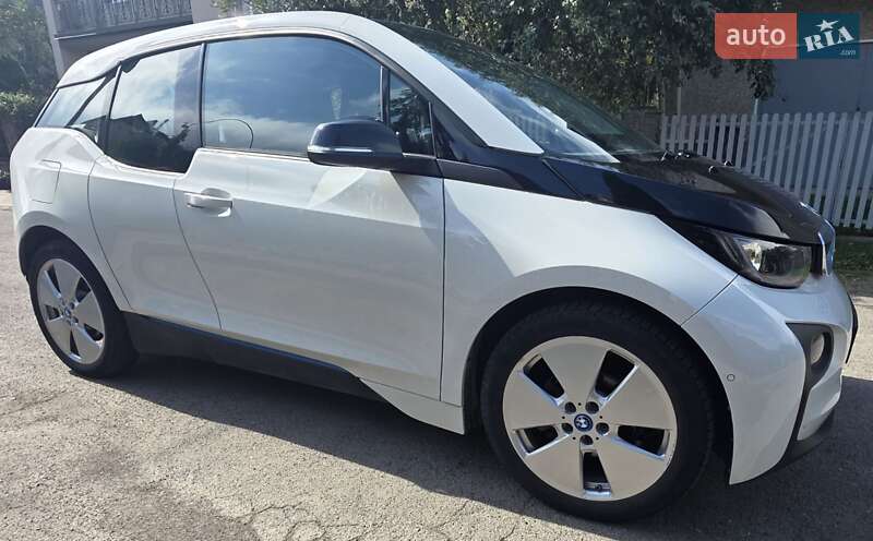 Хэтчбек BMW I3 2015 в Калуше