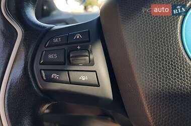 Хэтчбек BMW I3 2016 в 