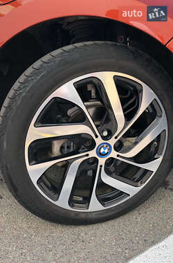 Хэтчбек BMW I3 2015 в 