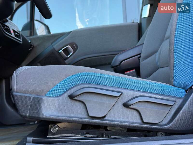 Хетчбек BMW I3 2016 в Рівному