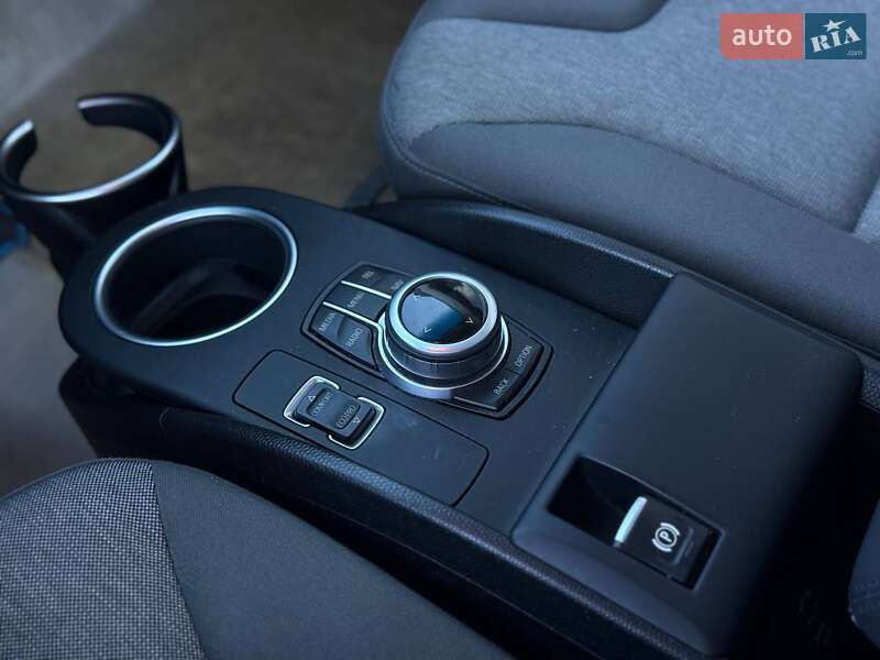 Хетчбек BMW I3 2016 в Рівному