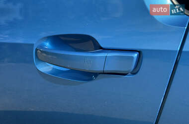 Хэтчбек BMW I3 2017 в 