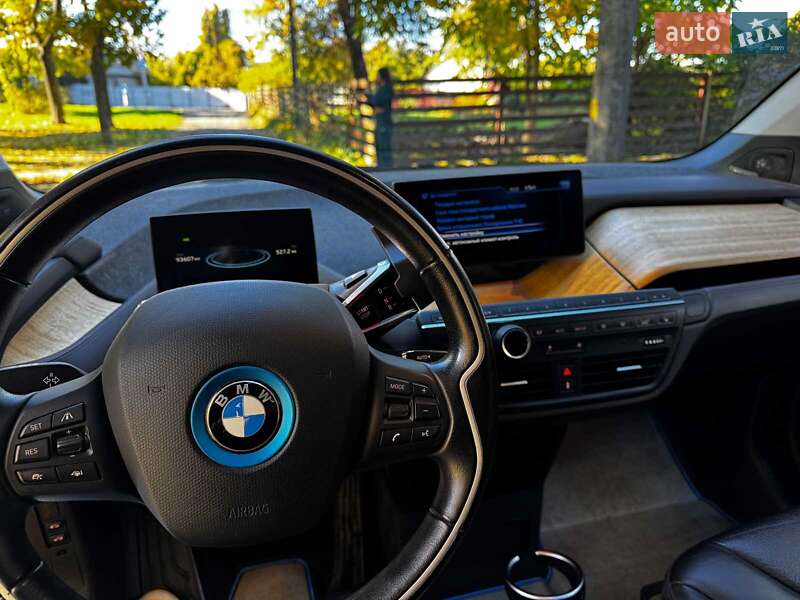 Хэтчбек BMW I3 2016 в Киеве