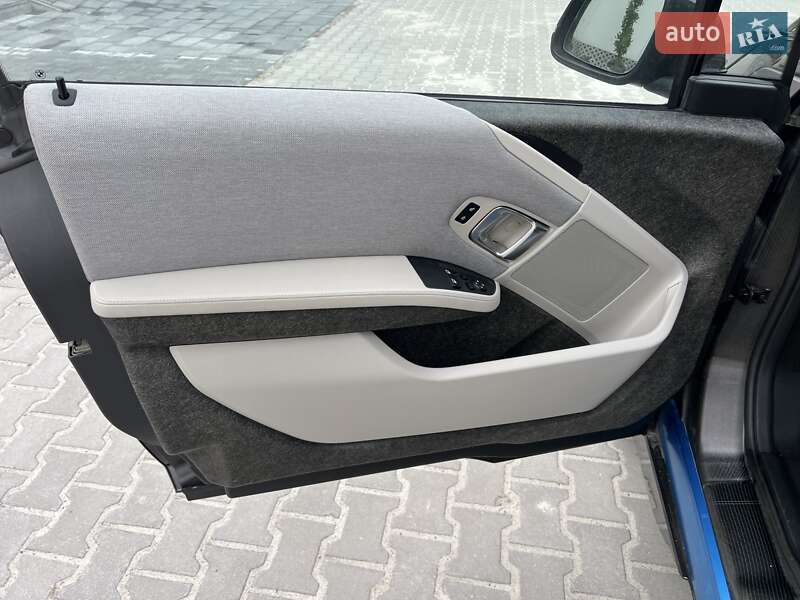 Хэтчбек BMW I3 2015 в Ровно