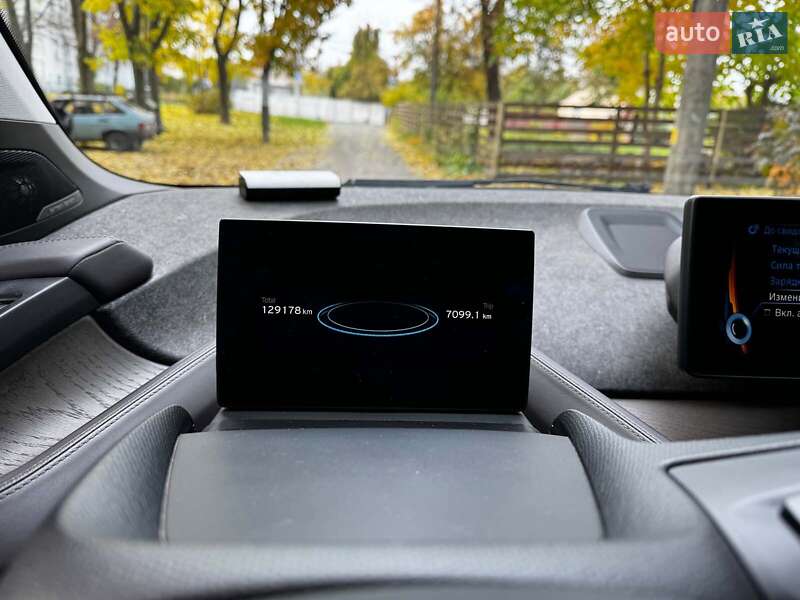 Хэтчбек BMW I3 2016 в Киеве