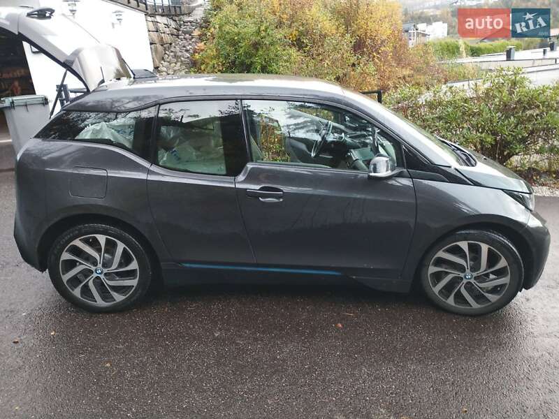 Хэтчбек BMW I3 2015 в Киеве фото Хэтчбек BMW I3 2015 в Киеве