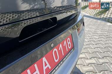 Хэтчбек BMW I3 2014 в 