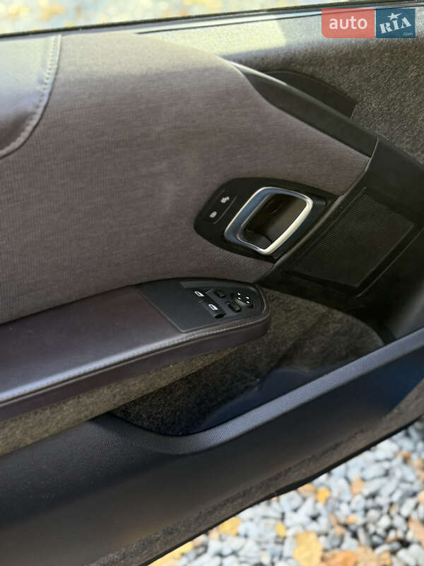 Хэтчбек BMW I3 2015 в Бродах фото 15 Хэтчбек BMW I3 2015 в Бродах