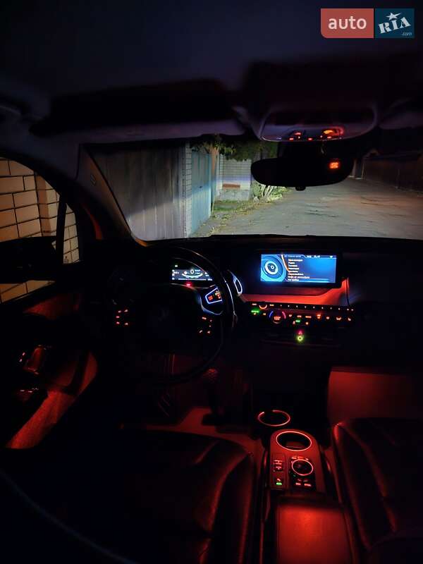 Хэтчбек BMW I3 2014 в Днепре