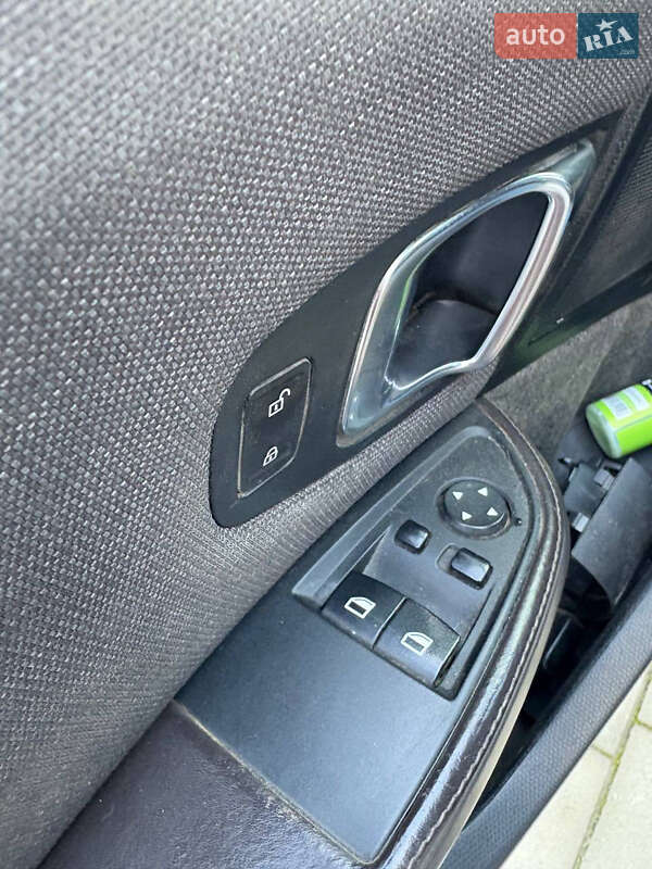 Хэтчбек BMW I3 2015 в Хмельницком