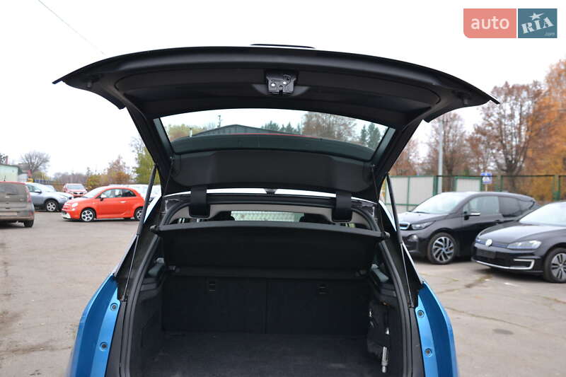 Хэтчбек BMW I3 2017 в Луцке