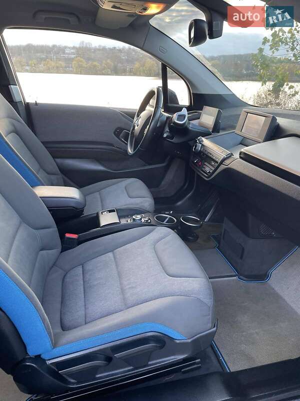 Хэтчбек BMW I3 2015 в Киеве