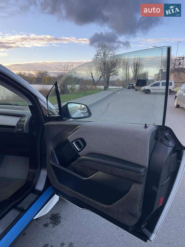 Хэтчбек BMW I3 2015 в Киеве