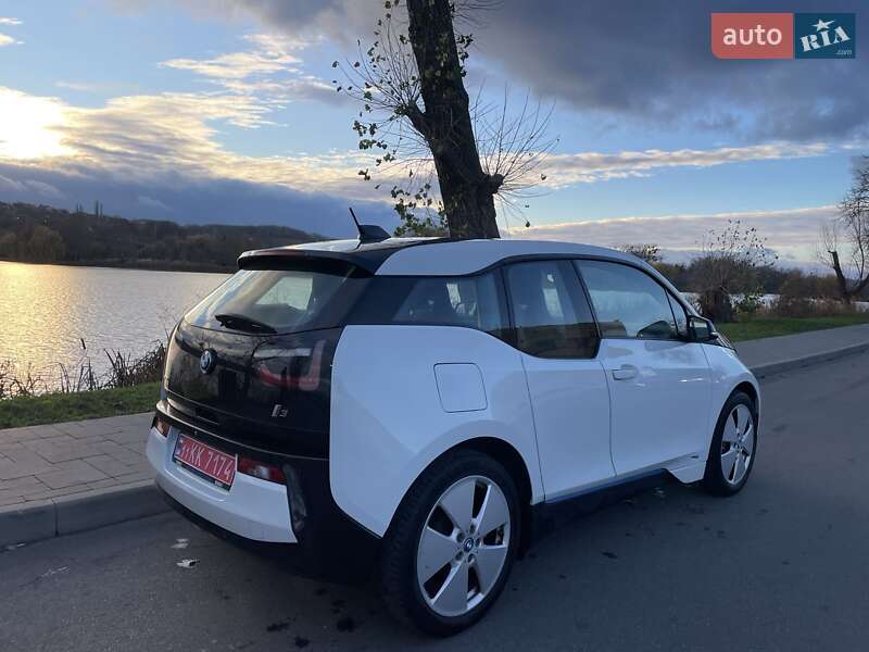 Хэтчбек BMW I3 2015 в Киеве