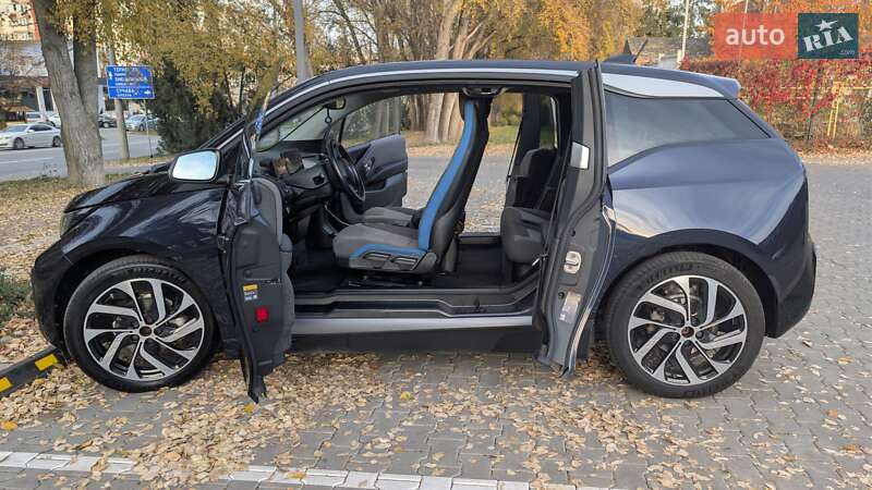 Хэтчбек BMW I3 2017 в Черновцах
