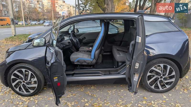 Хэтчбек BMW I3 2017 в Черновцах