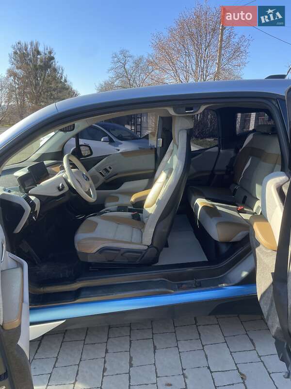 Хетчбек BMW I3 2014 в Чернівцях