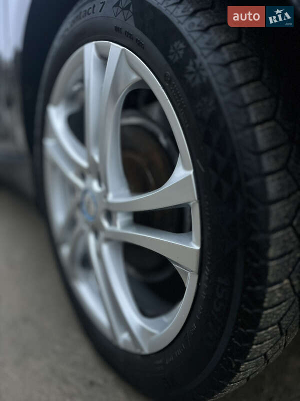 Хетчбек BMW I3 2015 в Рівному