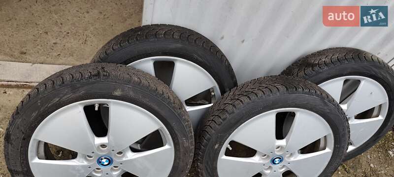 Хэтчбек BMW I3 2015 в Ужгороде