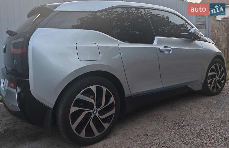 Хэтчбек BMW I3 2014 в Вышгороде