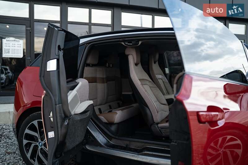 Хэтчбек BMW I3 2018 в Черновцах