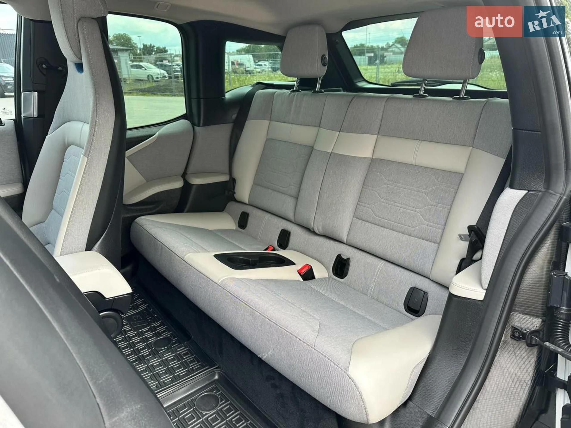 2015 BMW i3 - мініатюра 14